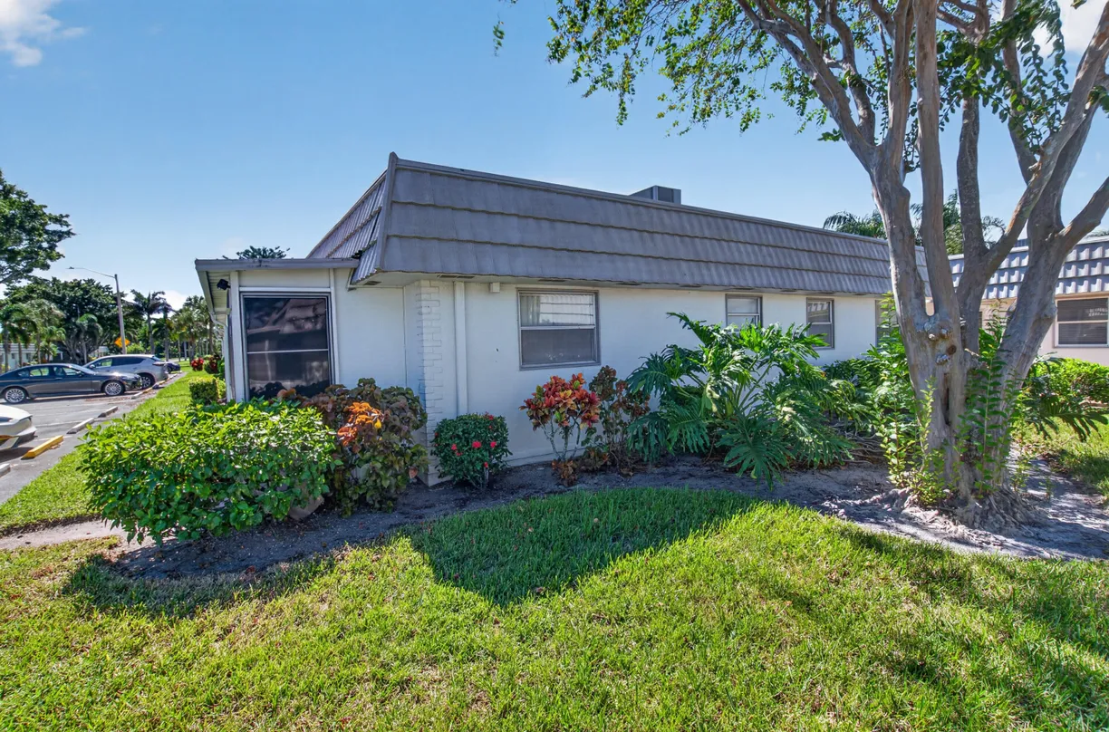 152 VALENCIA G Boulevard, Delray Beach, FL 33446 Property for sale