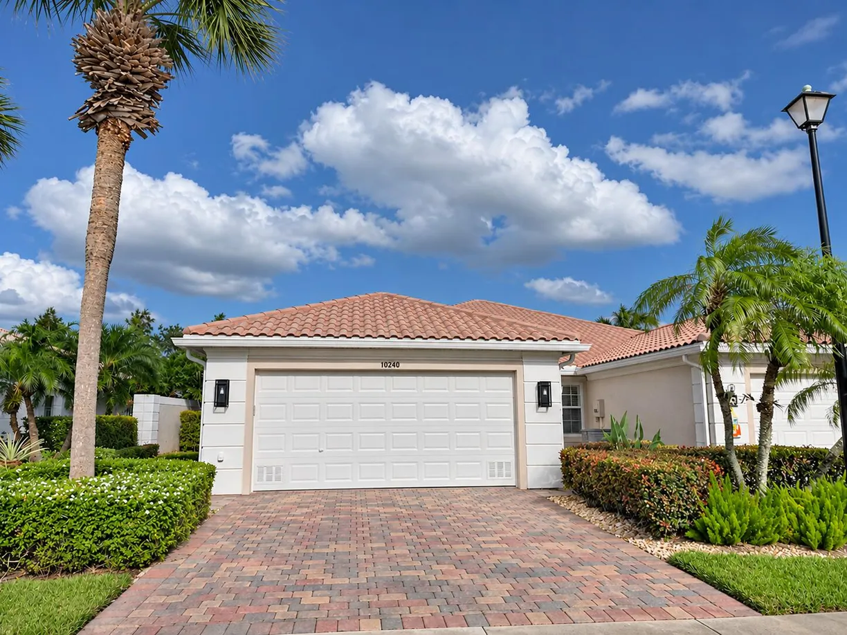 11215 SW Pembroke Drive, Port St Lucie, FL 34987 Property for sale