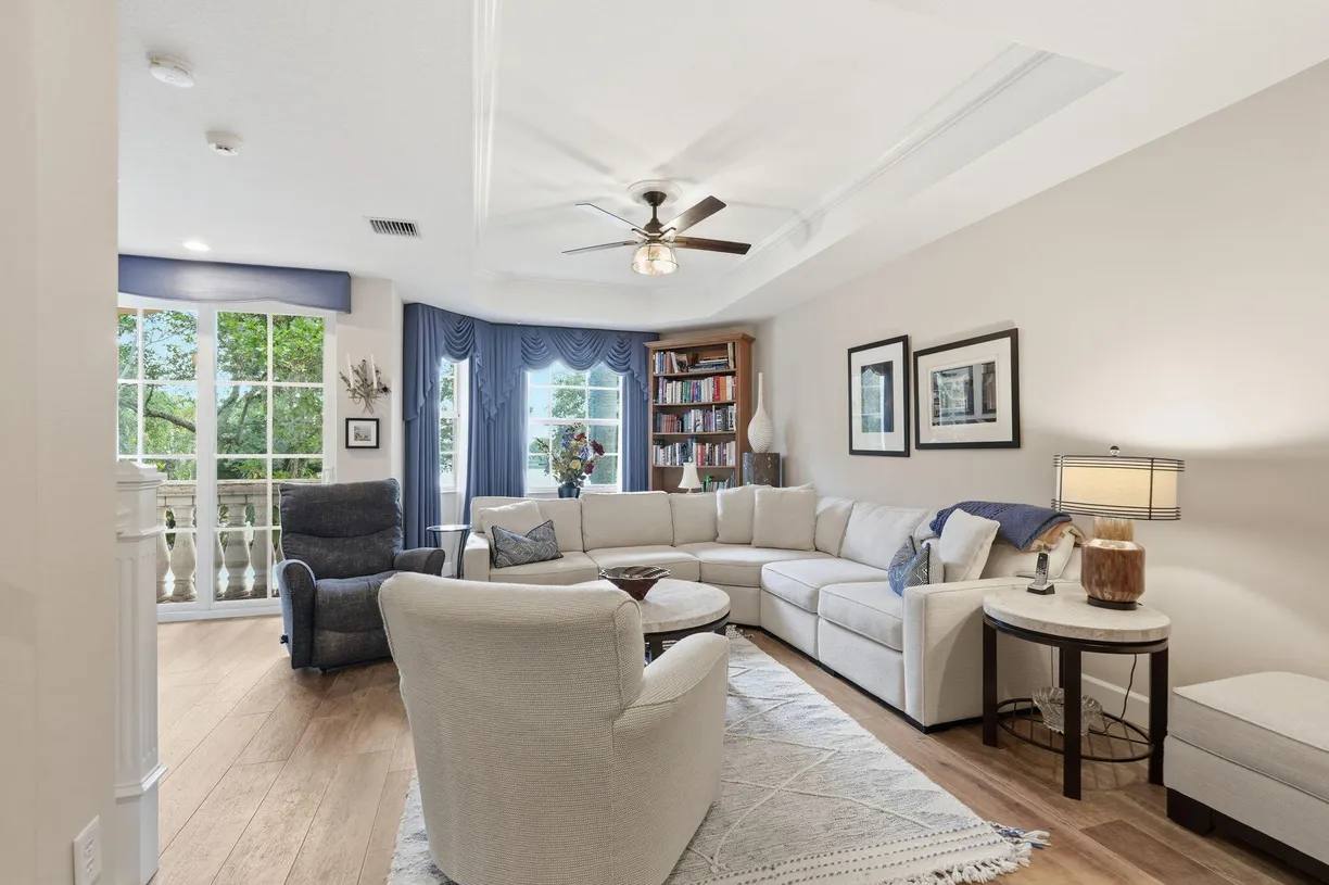 11796 Valencia Gardens Avenue, Palm Beach Gardens, FL 33410 Property ...