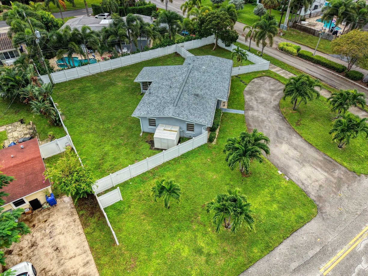 2600 NE 8TH Court, Pompano Beach, FL 33062 Property for sale