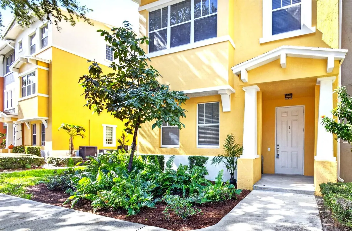 840 MARINA DEL RAY Lane #1, West Palm Beach, FL 33401 Property for sale