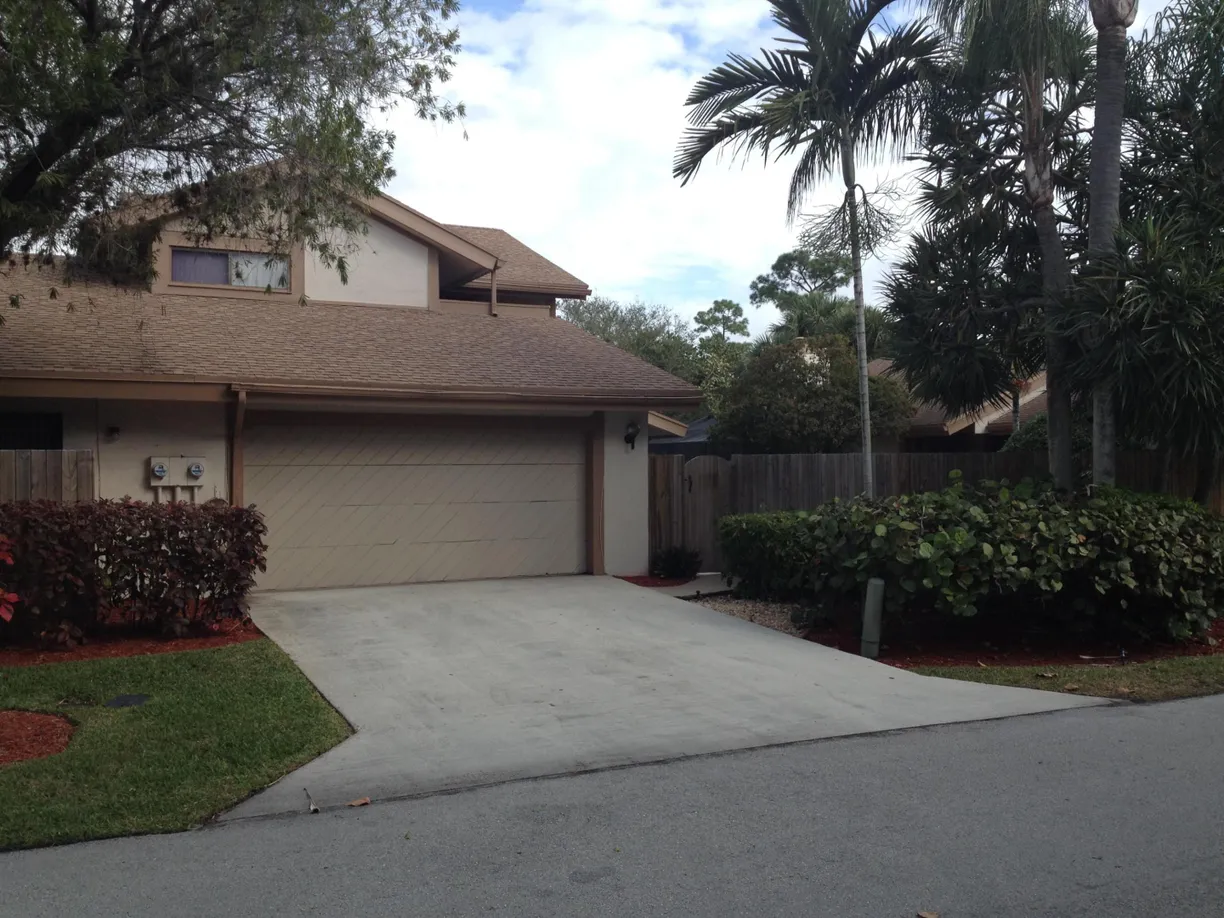7785 W Stanway Place W, Boca Raton, FL 33433 Property for sale