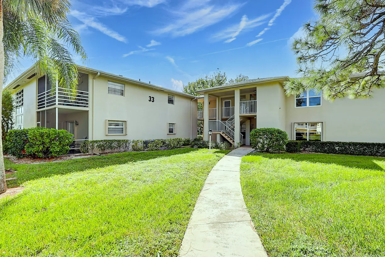33 LAKE VISTA Trail #206, Port St Lucie, FL 34952 Property for sale