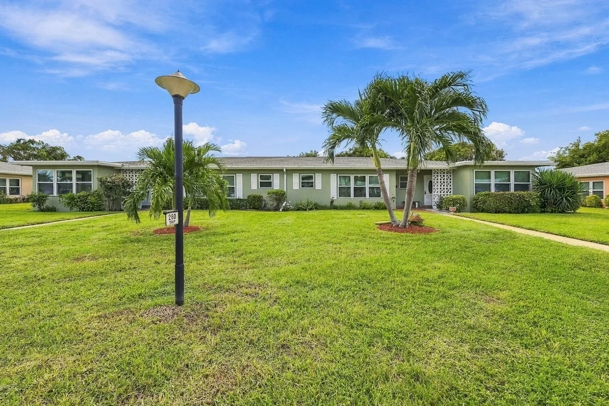 260 N High Point Boulevard #A, Boynton Beach, FL 33435 Property for sale