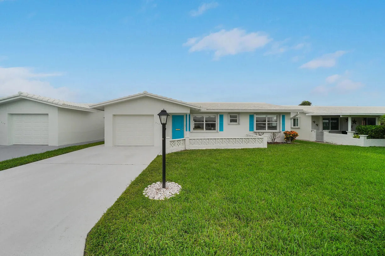 717 SW 15TH Street, Boynton Beach, FL 33426 Property for sale
