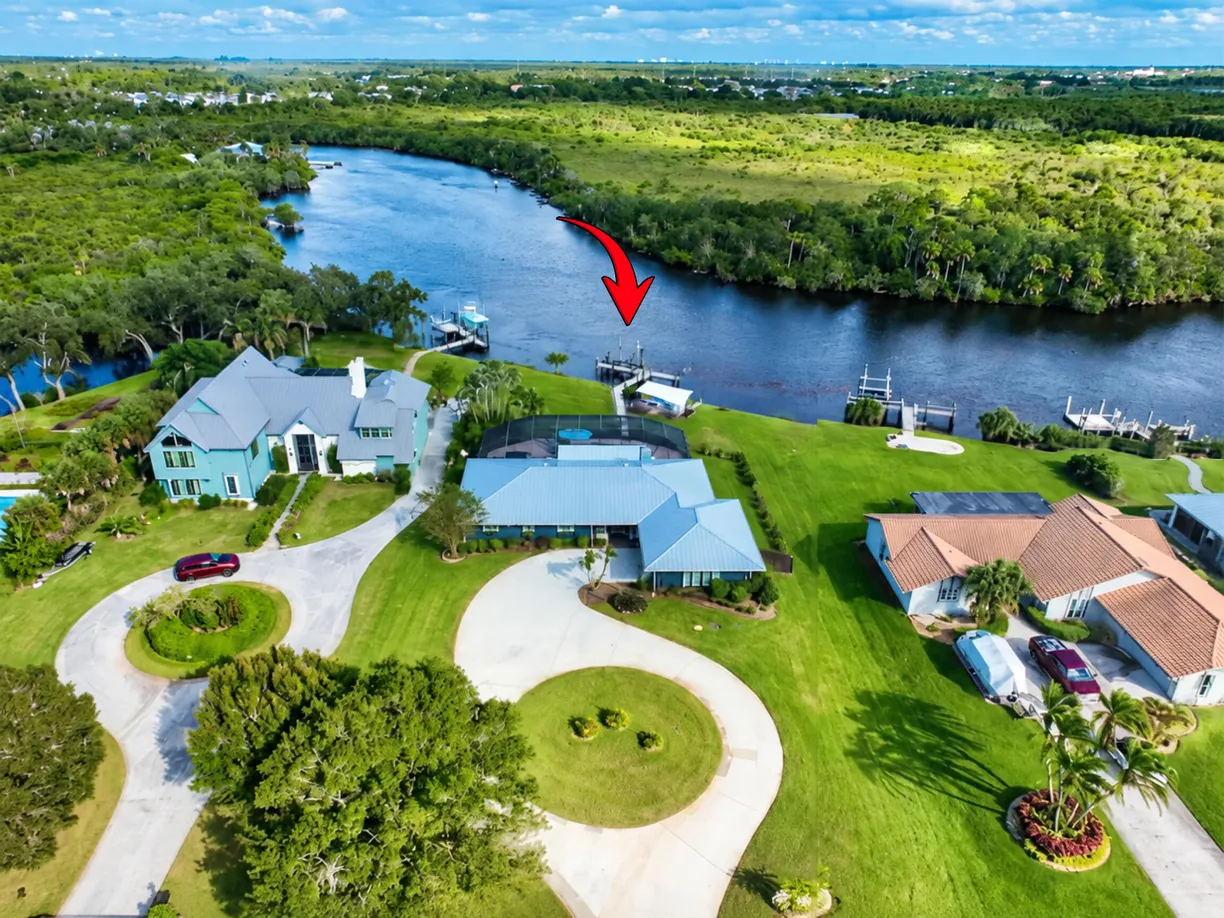 651 SE HIDDEN RIVER Drive, Port St Lucie, FL 34983 Property for sale