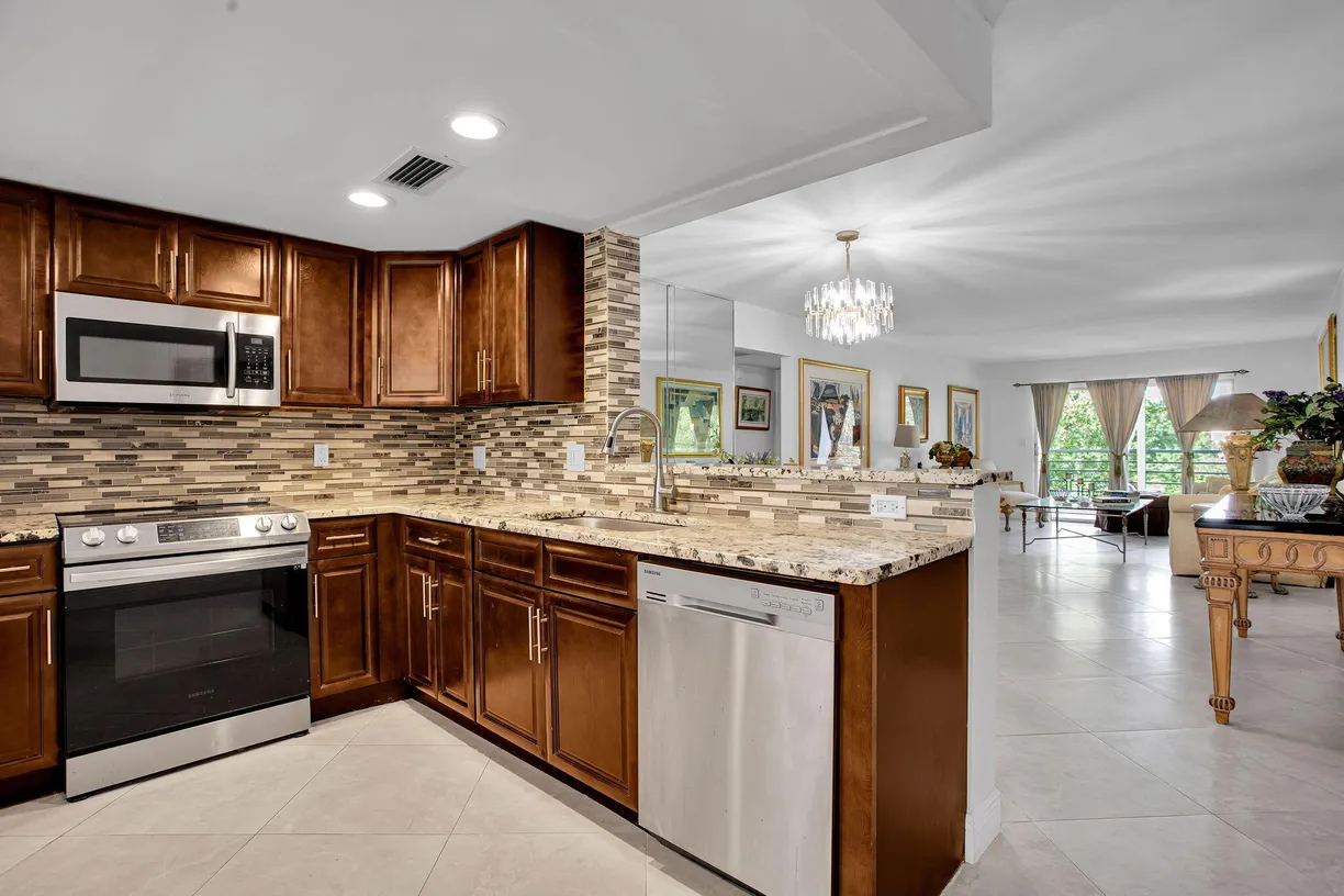 2804 VICTORIA Way #C3, Coconut Creek, FL 33066 Property for sale