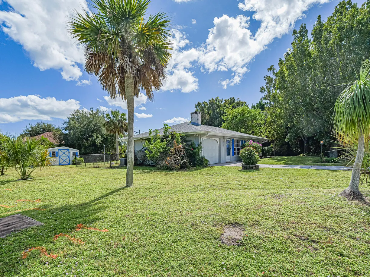 133 EASY Street, Sebastian, FL 32958 Property for sale