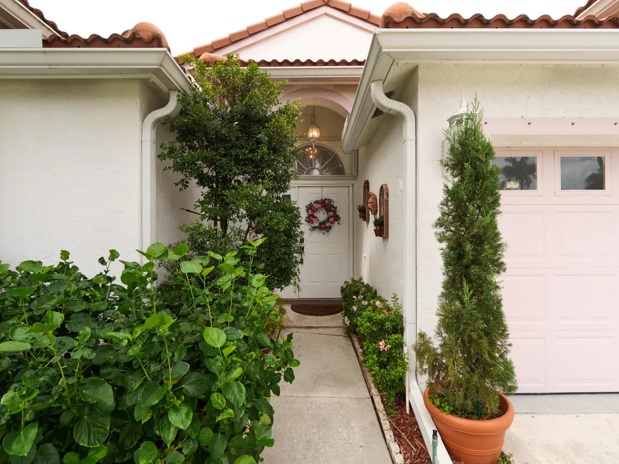 4937 Broadstone Circle, West Palm Beach, FL 33417 Property for sale