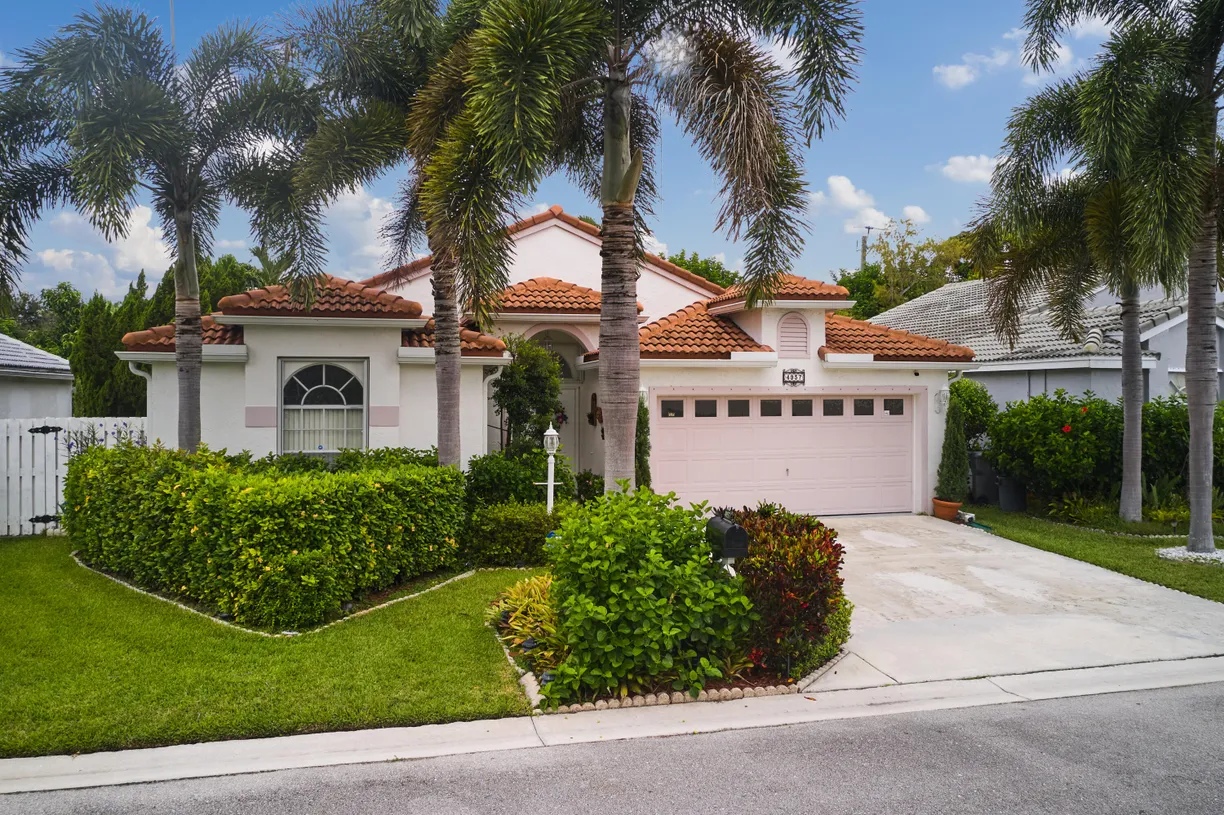 4937 Broadstone Circle, West Palm Beach, FL 33417 Property for sale