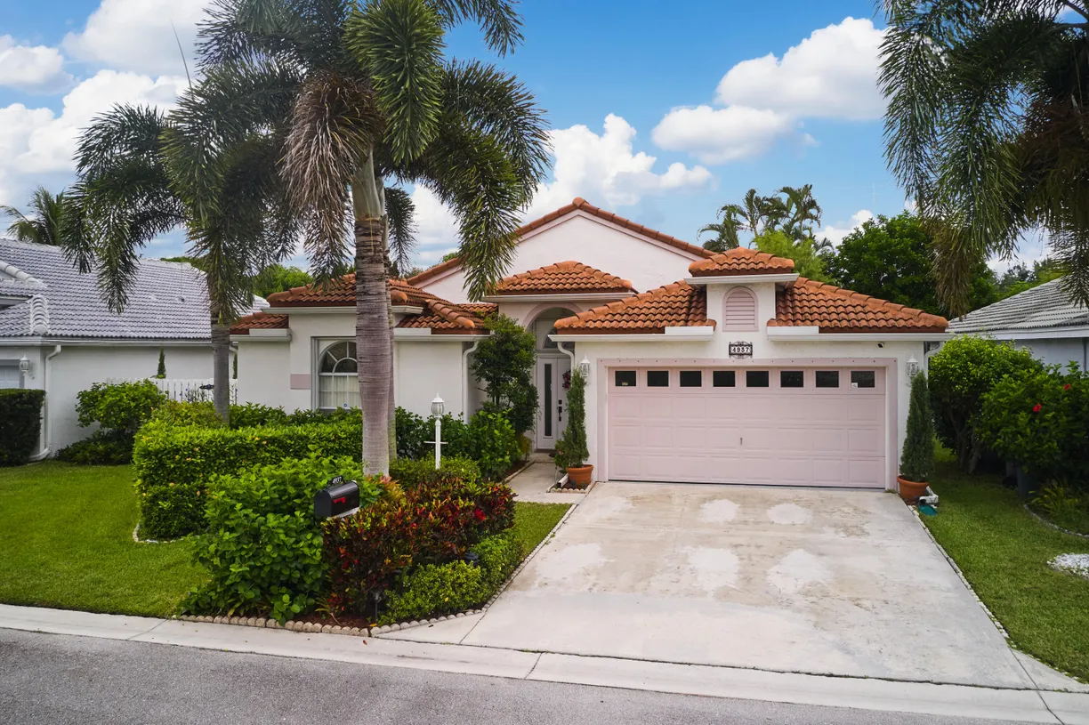 4937 Broadstone Circle, West Palm Beach, FL 33417 Property for sale