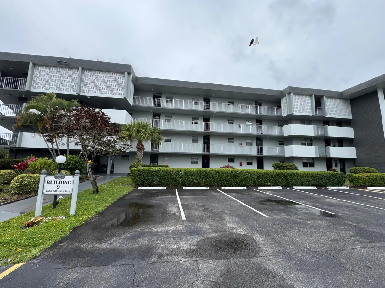 2861 NW 47TH Terrace #207B, Lauderdale Lakes, FL 33313 Property for sale