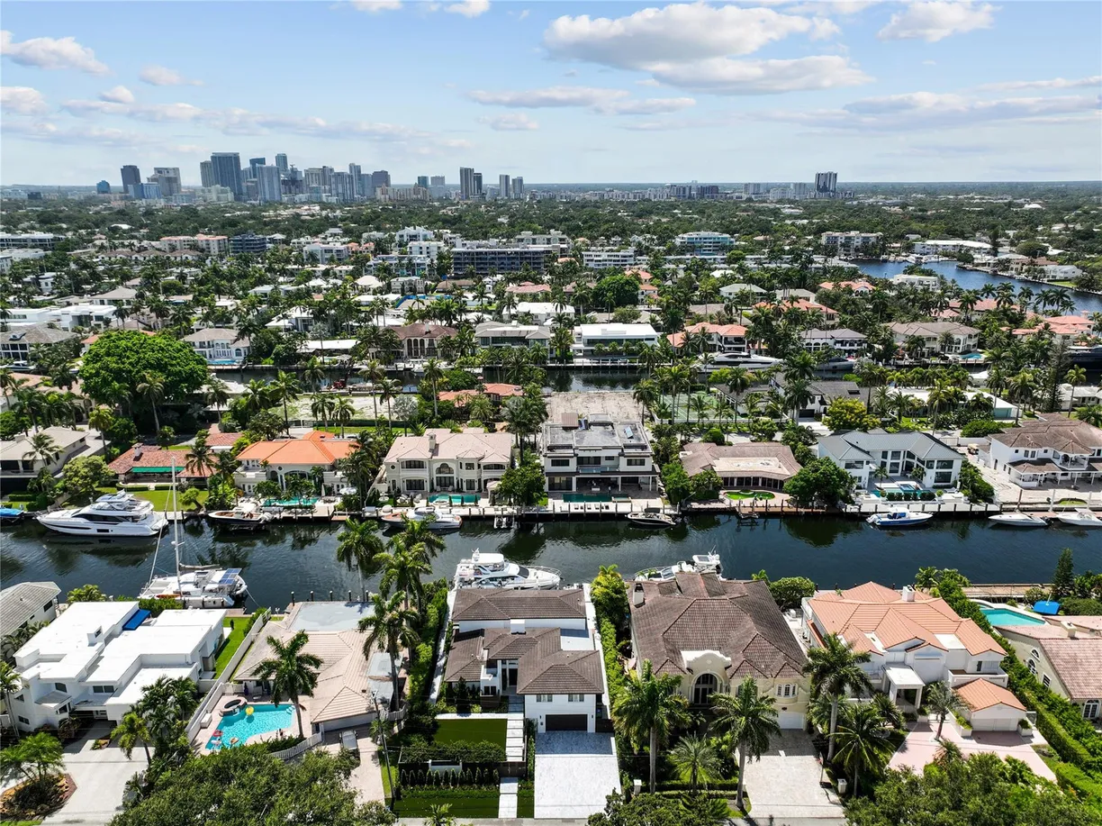 325 SEVEN ISLES Drive, Fort Lauderdale, FL 33301 Property for sale
