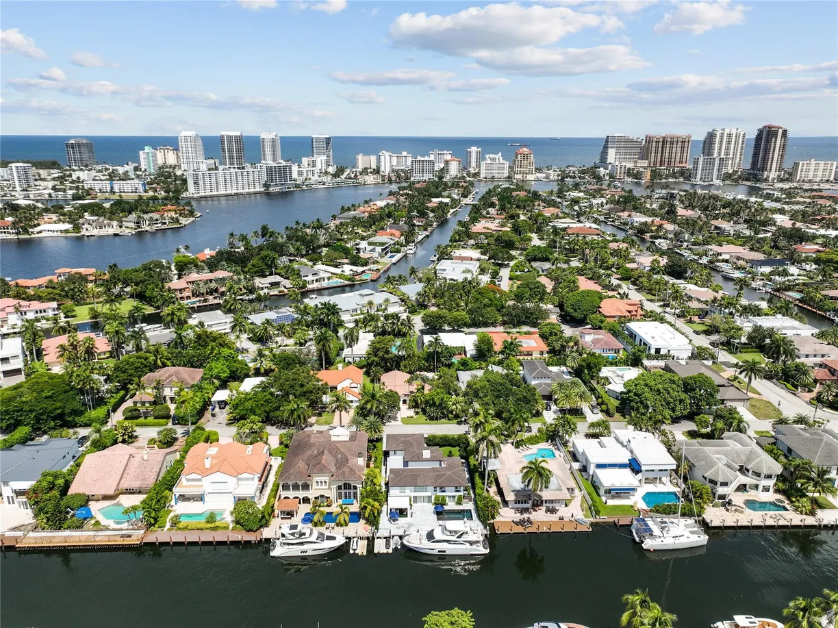 325 SEVEN ISLES Drive, Fort Lauderdale, FL 33301 Property for sale