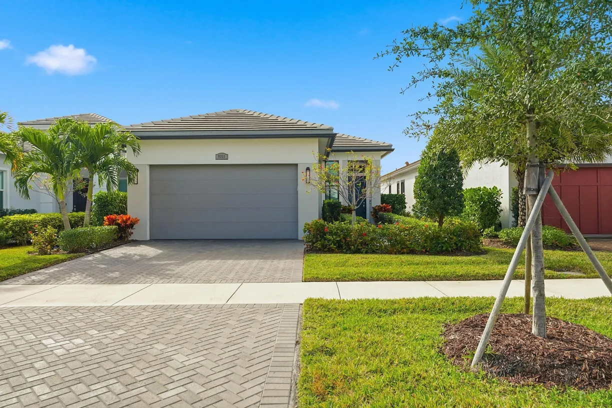 9321 SW Pepoli Way, Port St Lucie, FL 34987 Property for sale