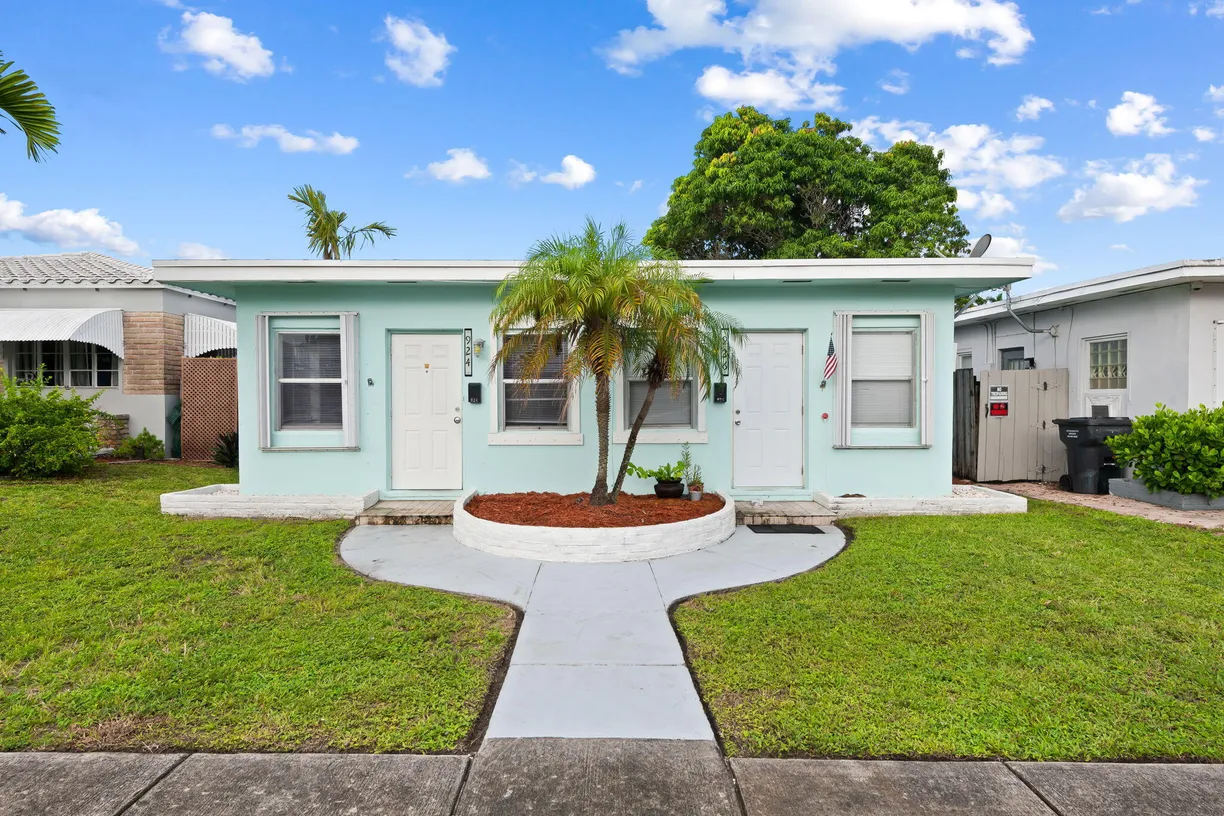 924 N 16TH Avenue, Hollywood, FL 33020 Property for sale