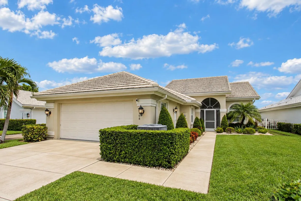 2308 SARATOGA BAY Drive, West Palm Beach, FL 33409 Property for sale