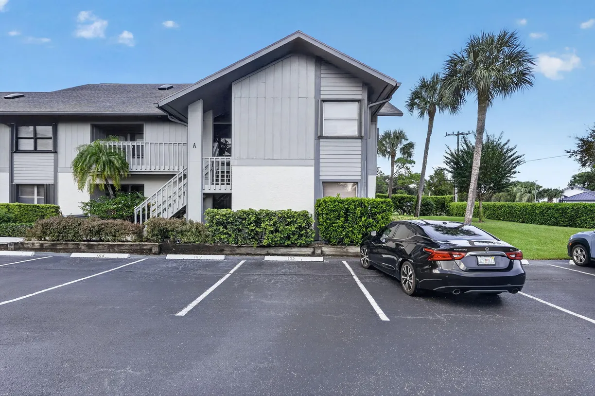6295 SE Charleston Place, Hobe Sound, FL 33455 Property for sale