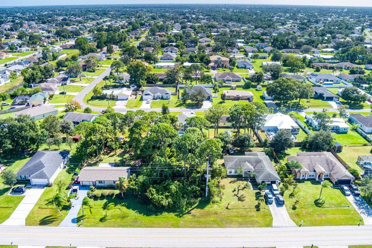 958 SW California Boulevard, Port St Lucie, FL 34953 Property for sale