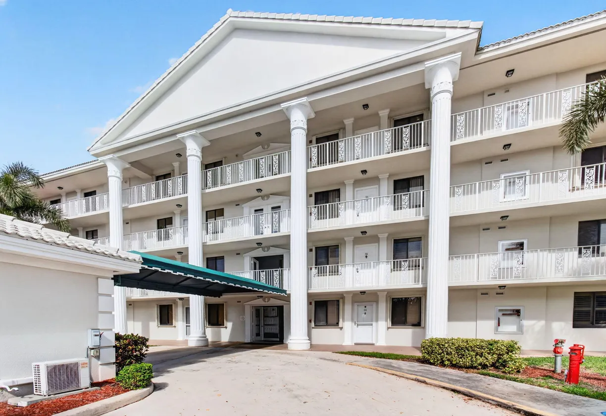 6169 Balboa Circle #103, Boca Raton, FL 33433 Property for sale