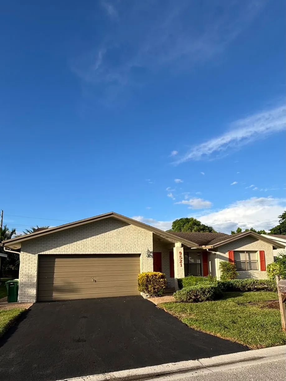 9521 NW 83rd Street, Tamarac, FL 33321 Property for sale