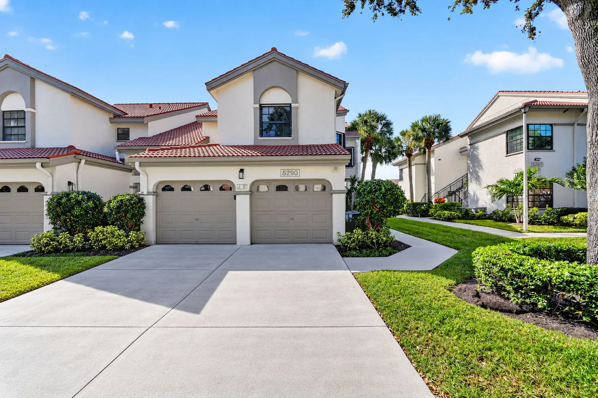 5290 Europa Drive #E, Boynton Beach, FL 33437 Property for sale