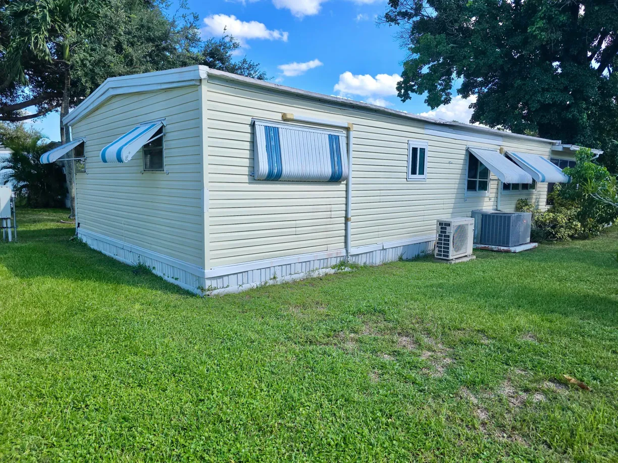 4521 NW 69th Court #lot H10, Coconut Creek, FL 33073 Property for sale