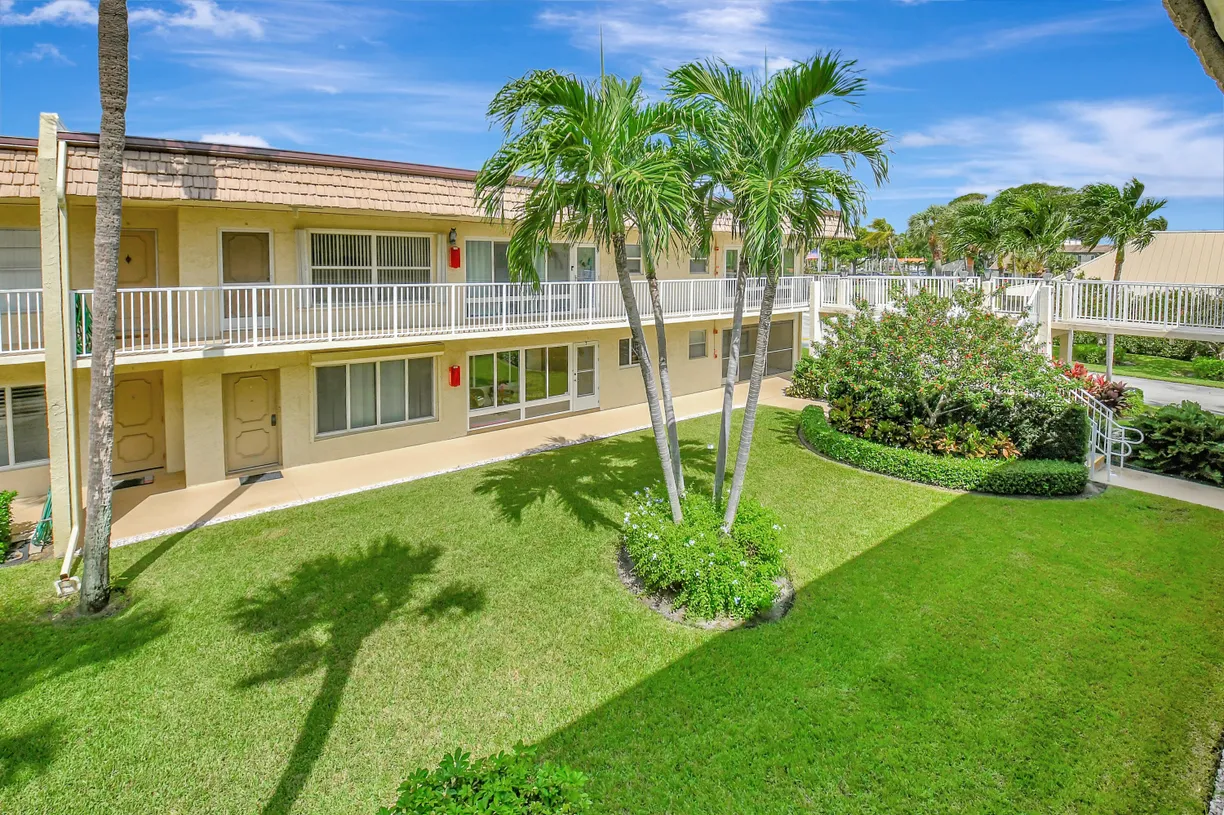 632 SNUG HARBOR Drive #D13, Boynton Beach, FL 33435 Property for sale