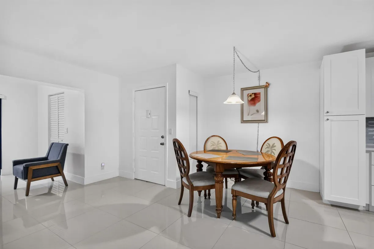 528 SHADY PINE Way #B1, Greenacres, FL 33415 Property for sale