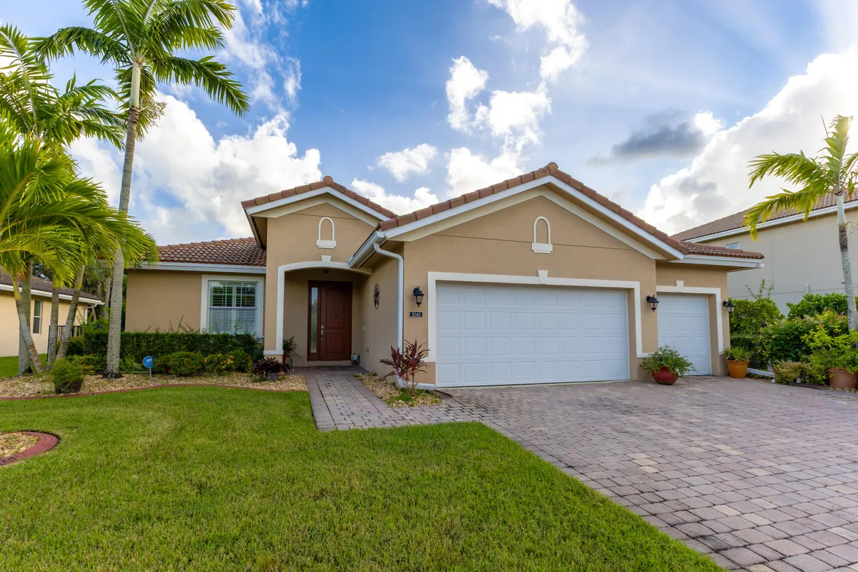9340 Silent Oak Circle, West Palm Beach, FL 33411 Property for sale