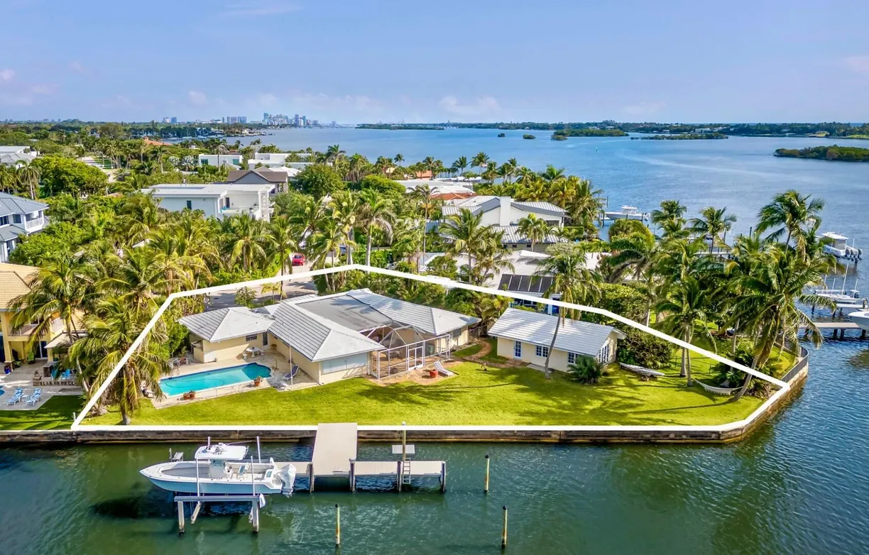 South Florida Real Estate | View 8026 Flagler Court
