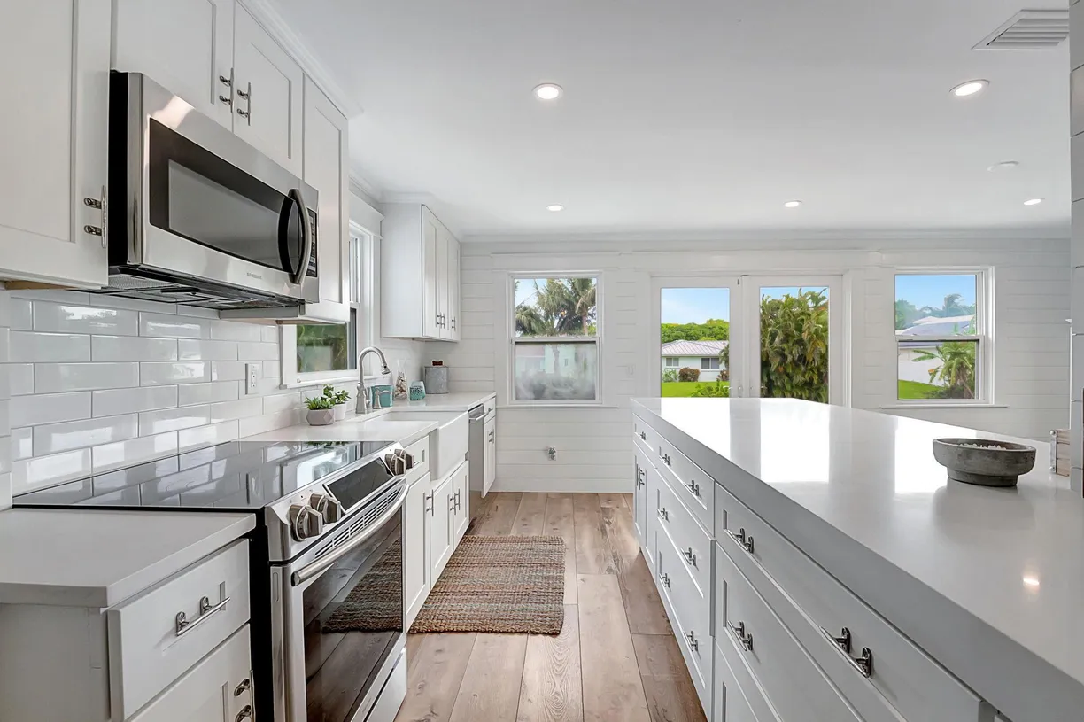 South Florida Real Estate | View 3101 Canal Drive | Listing