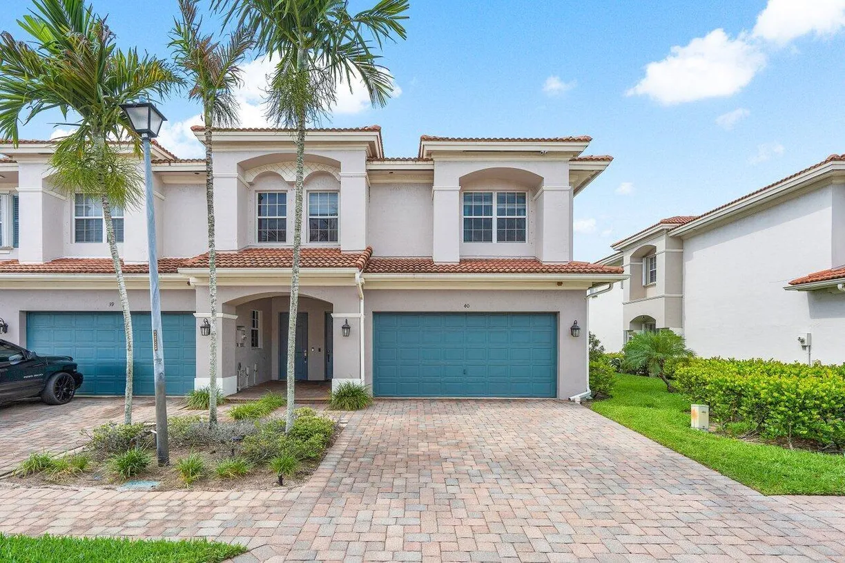 South Florida Real Estate | View 40 Lancaster Road | 3 Beds, 2 Baths