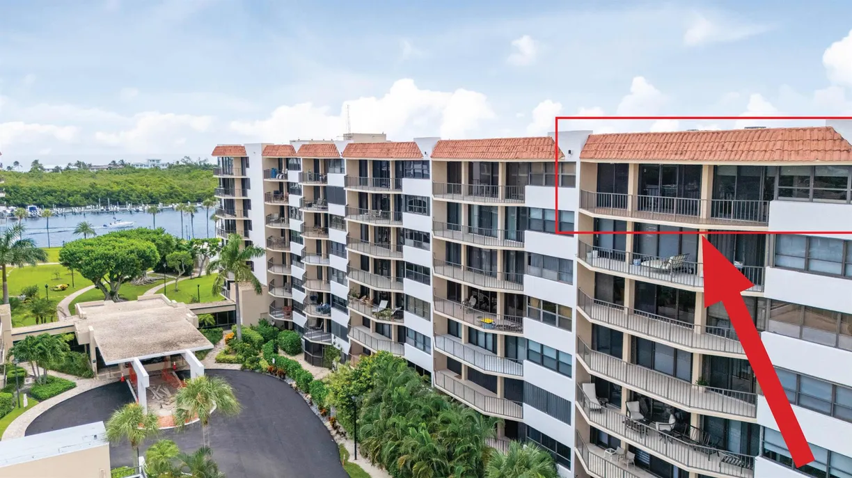 South Florida Real Estate | View 859 Jeffery Street, 804 | 2 Beds, 2 Baths