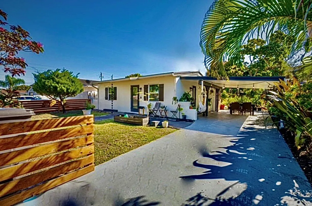 South Florida Real Estate | View 1310 Worthington Street | Listing