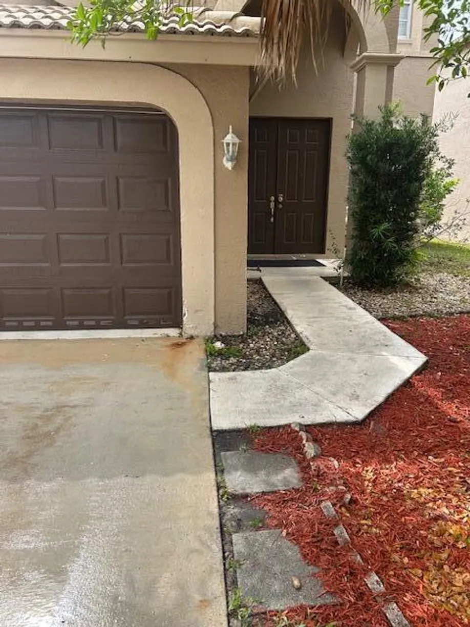 South Florida Real Estate | View 1575 Briar Oak Drive | Listing