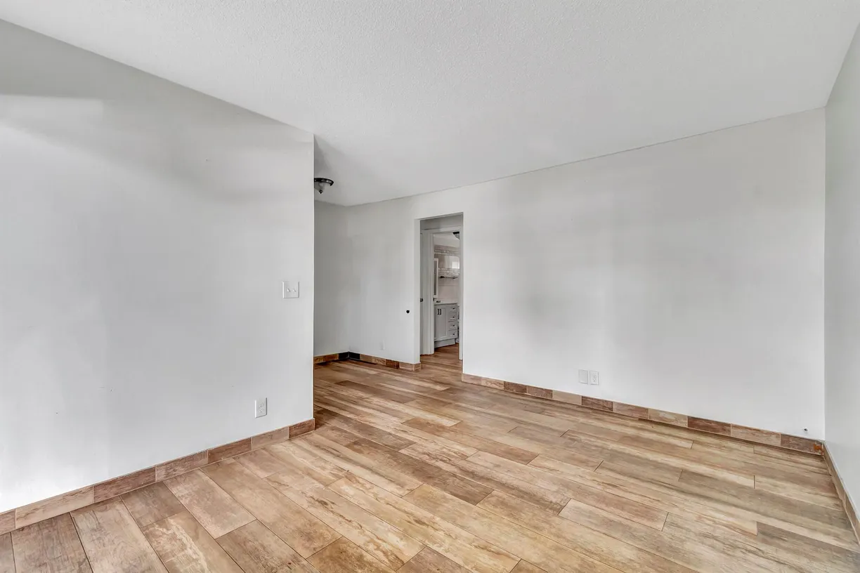 South Florida Real Estate | View 702 N L Street, 6 | Listing