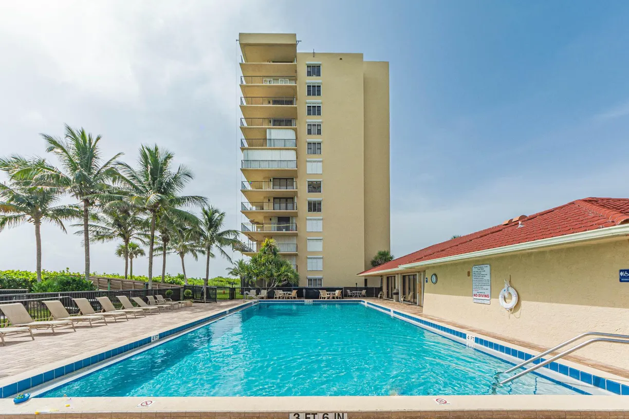 South Florida Real Estate | View 4250 N Highway A1a, 901 | Listing
