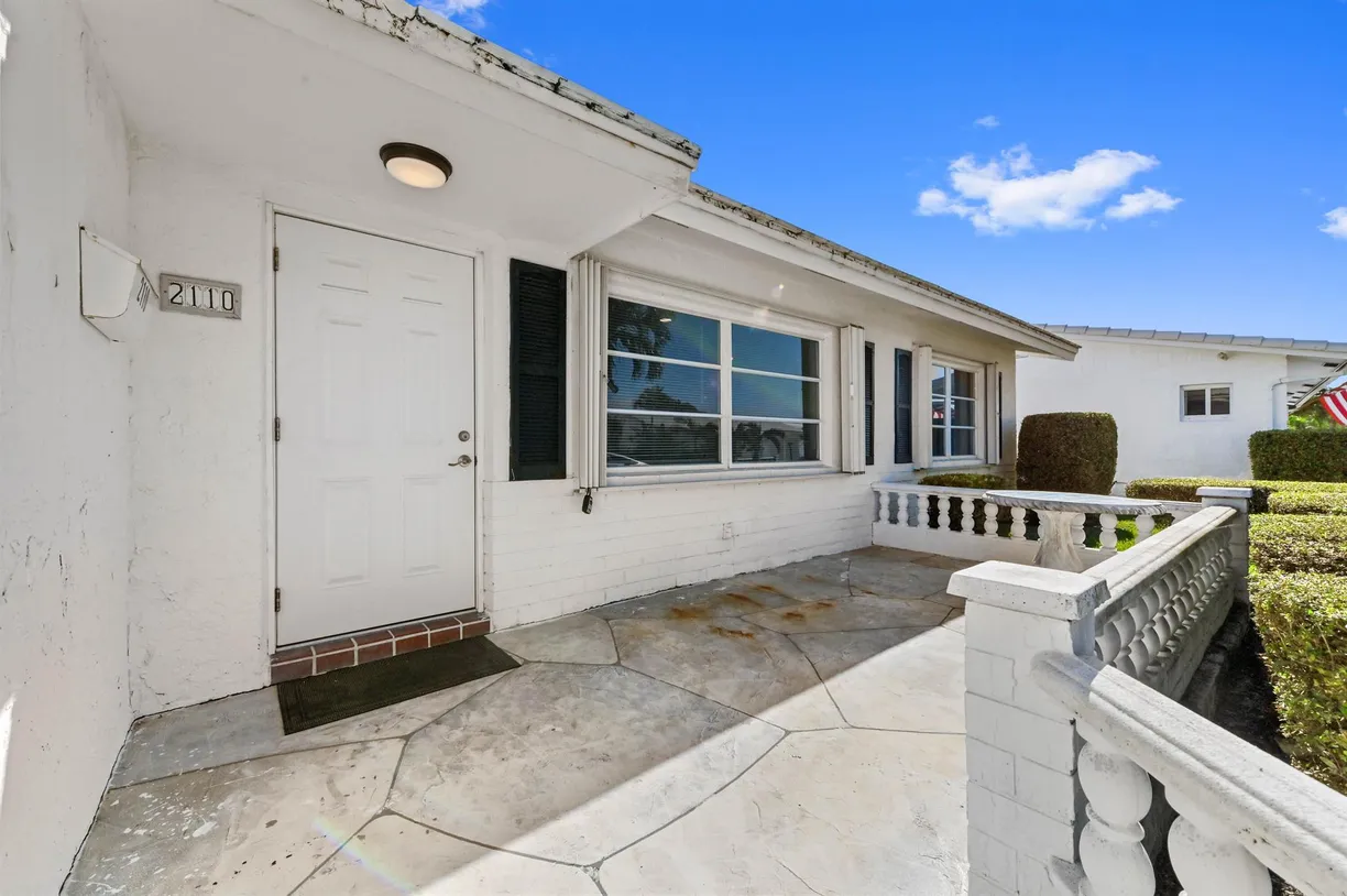 South Florida Real Estate | View 2110 SW 22nd Street | Listing