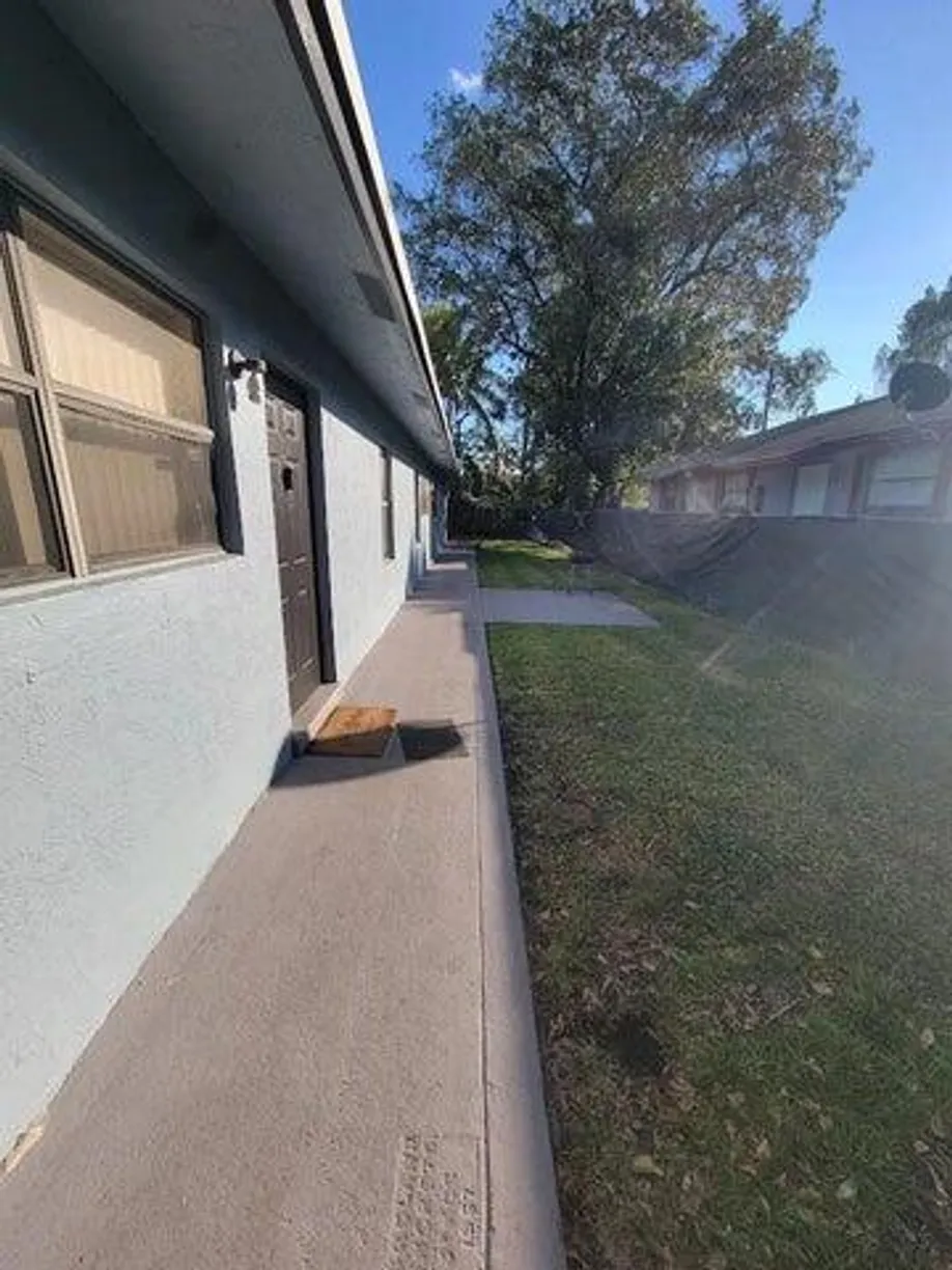 South Florida Real Estate | View 220 NW 12th Court, 1-2