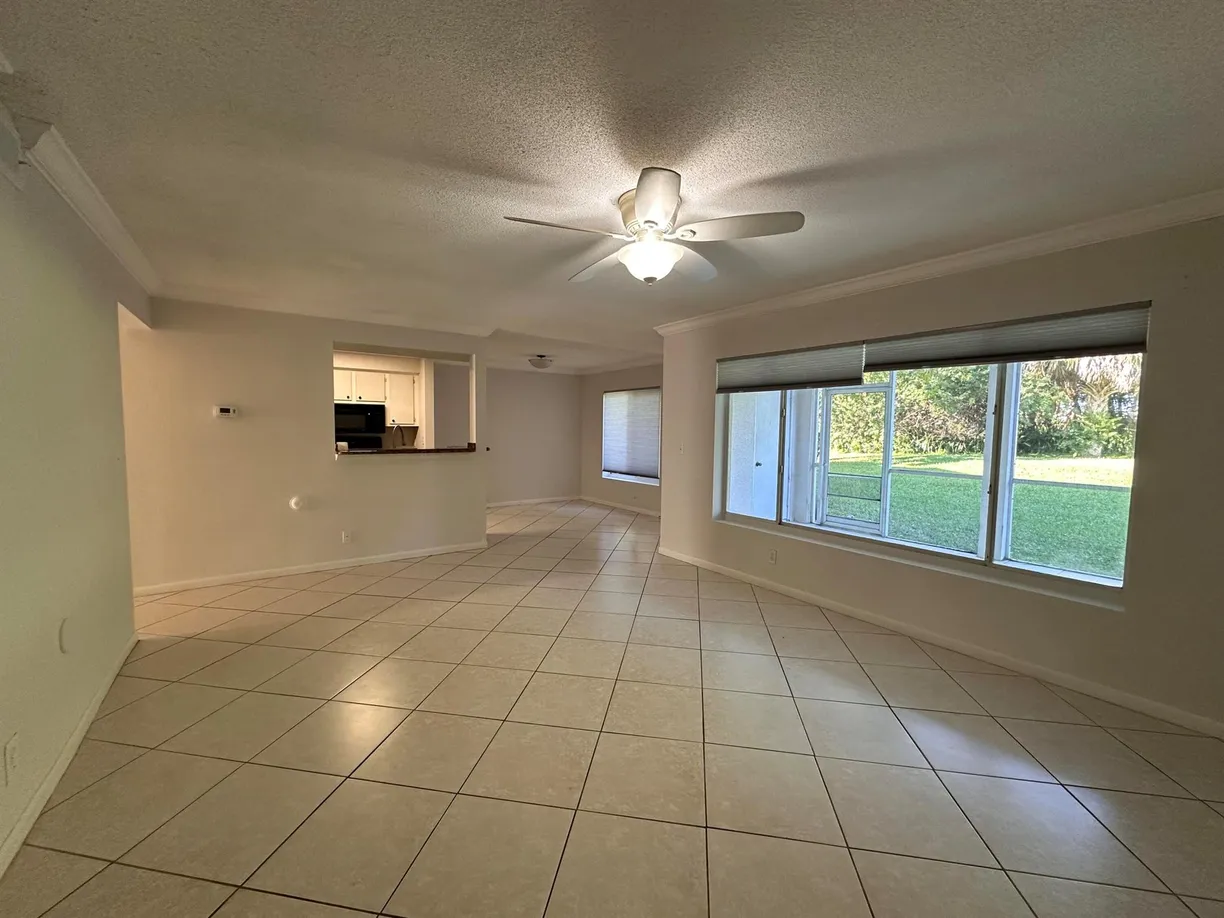 South Florida Real Estate | View 815 W Boynton Beach Boulevard, 16-104 | Listing