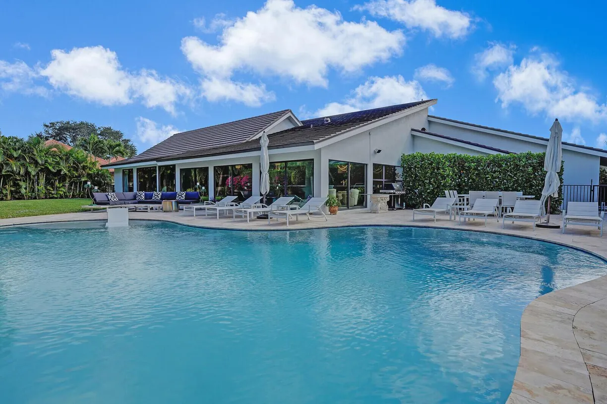 South Florida Real Estate | View 4561 Oak Tree Court | 4 Beds, 3 Baths