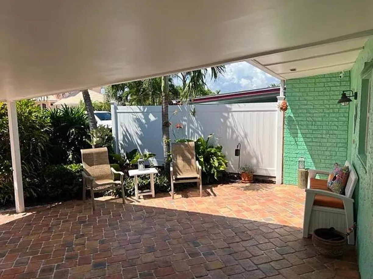 South Florida Real Estate | View 82 Aqua Ra Drive | Listing