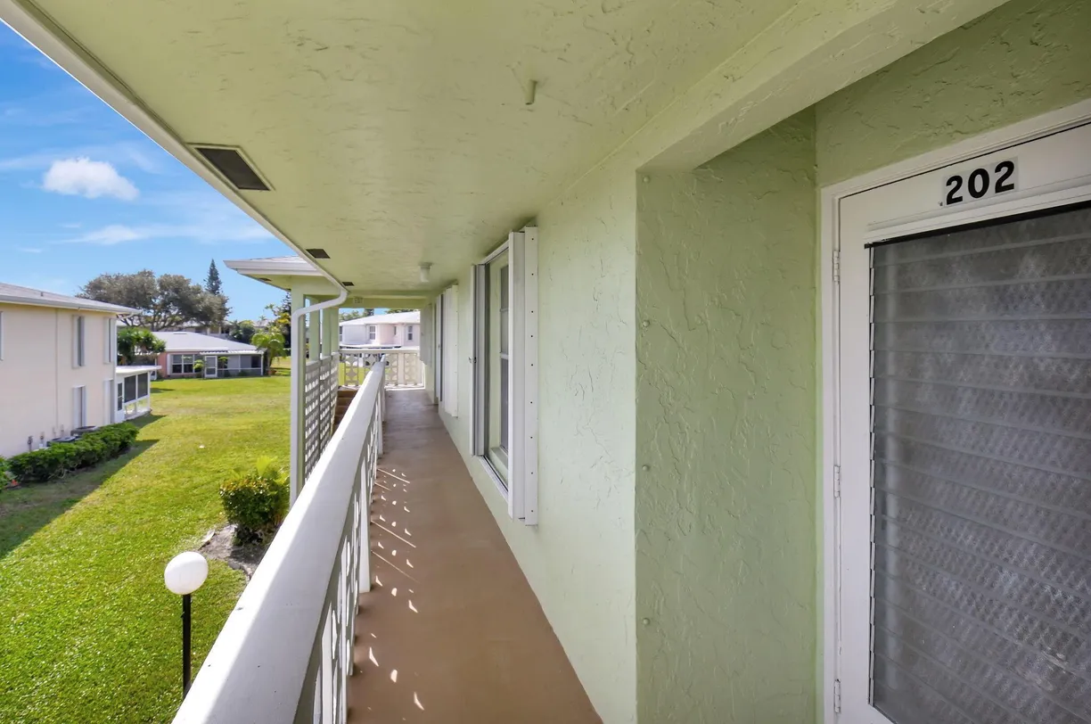 South Florida Real Estate | View 1670 NW 18th Avenue, 202 | Listing