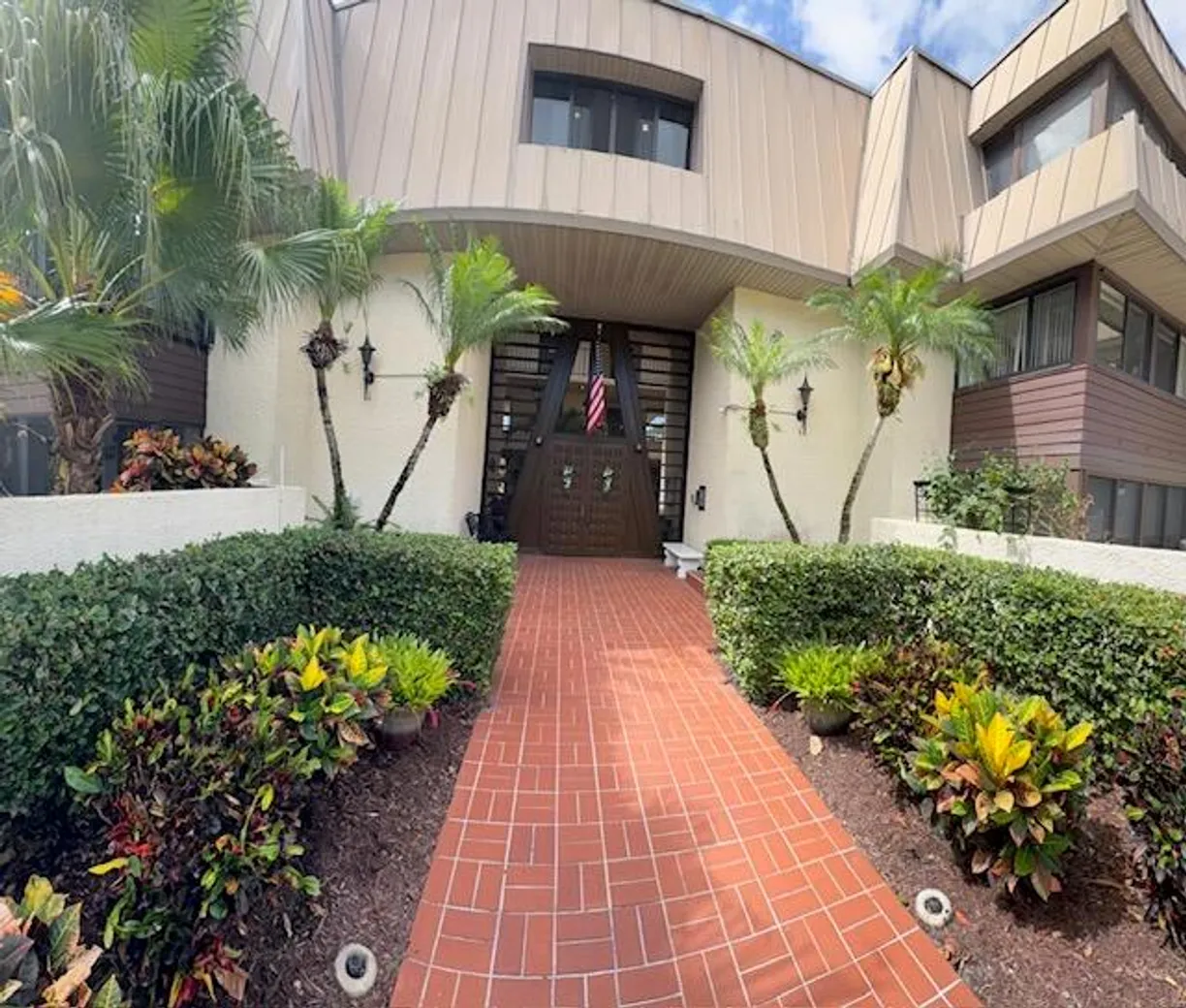 South Florida Real Estate | View 1800 SE Saint Lucie Boulevard, 5-201 | 2 Beds, 2 Baths