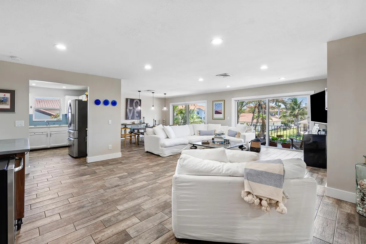 South Florida Real Estate | View 4316 S Ocean Boulevard, 2s | Listing