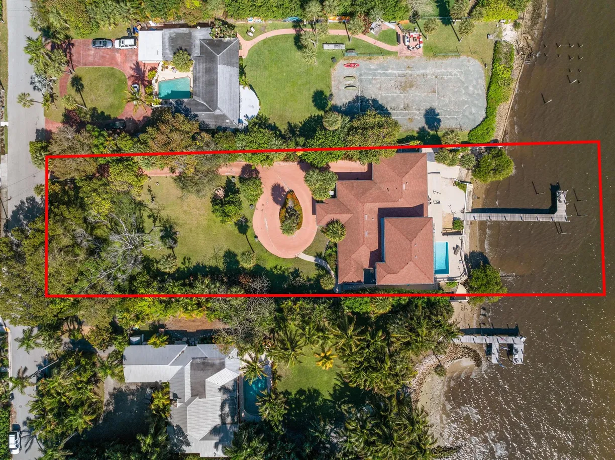South Florida Real Estate | View 530 S Lakeside Drive | 5 Beds, 5 Baths