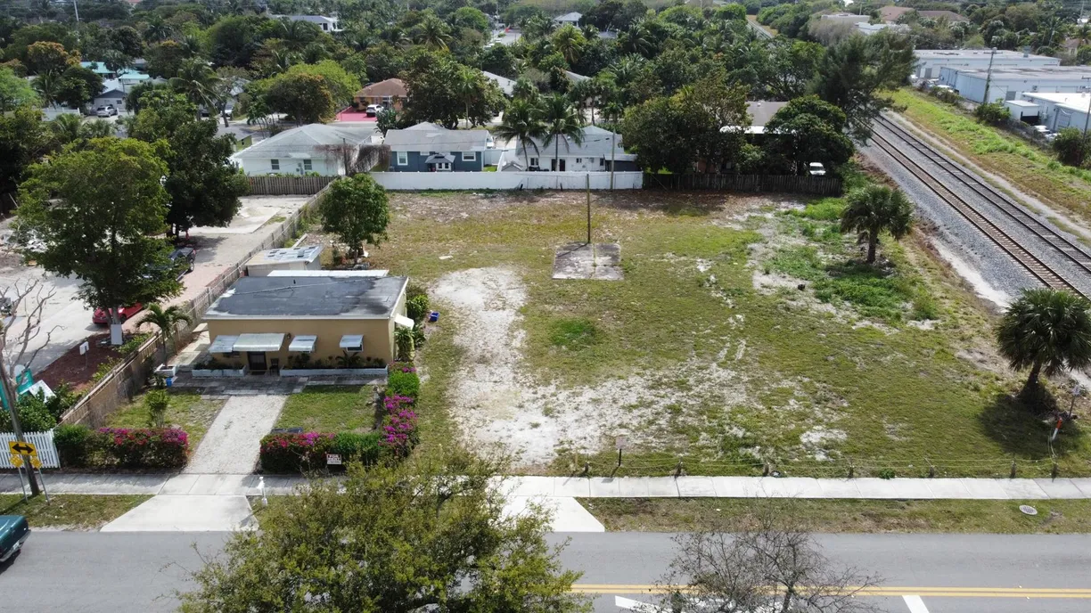 South Florida Real Estate | View 198 SE 4th Street | Listing