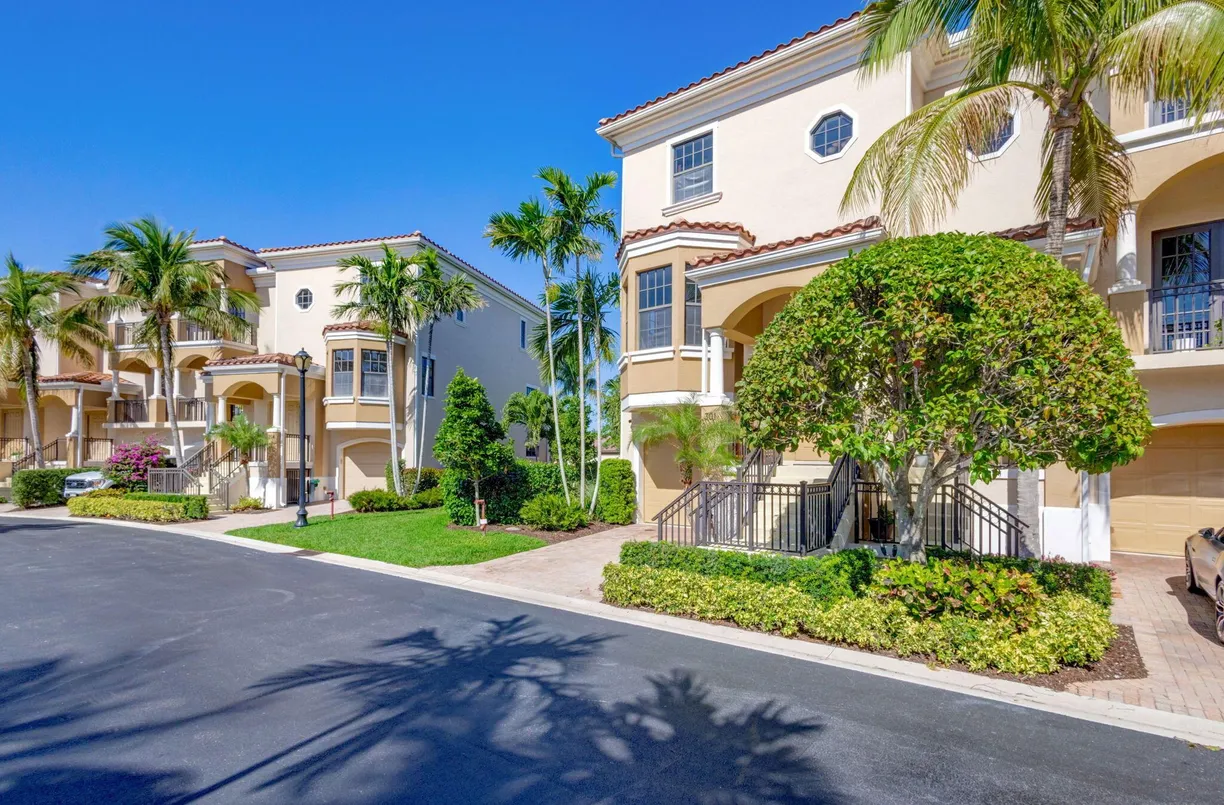 South Florida Real Estate | View 301 Del Sol Circle | Listing