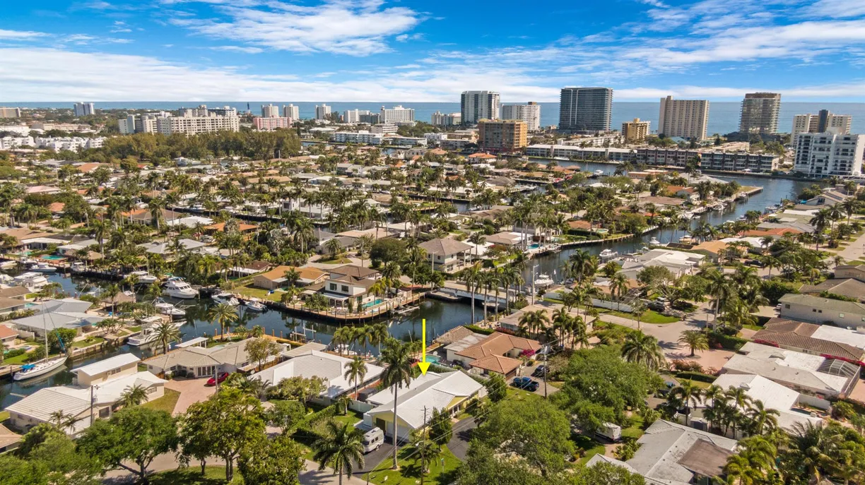 South Florida Real Estate | View 980 NE 27 Avenue | 3 Beds, 3 Baths